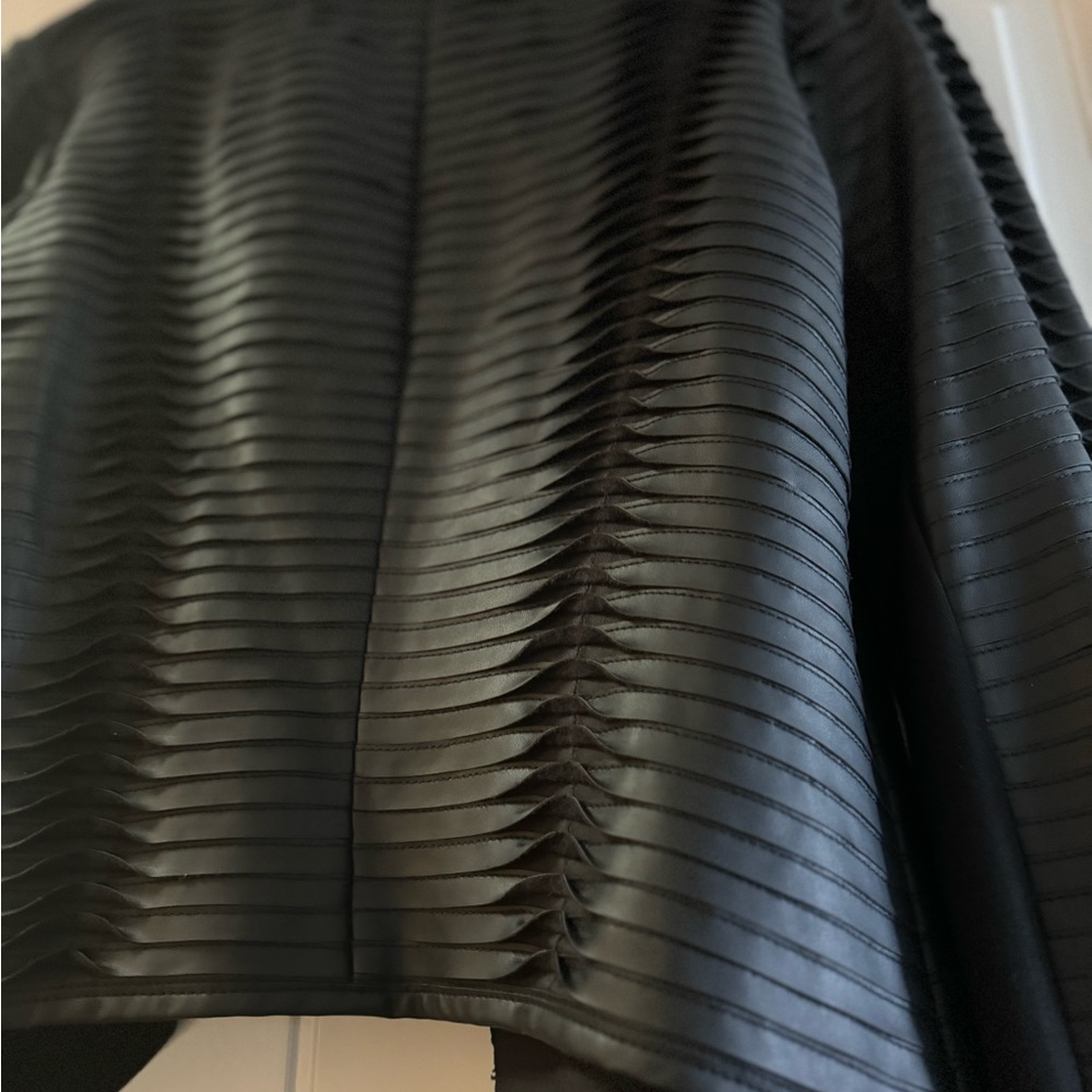NEW Pleated Faux Leather Moto Jacket Size S - Picture 7 of 7
